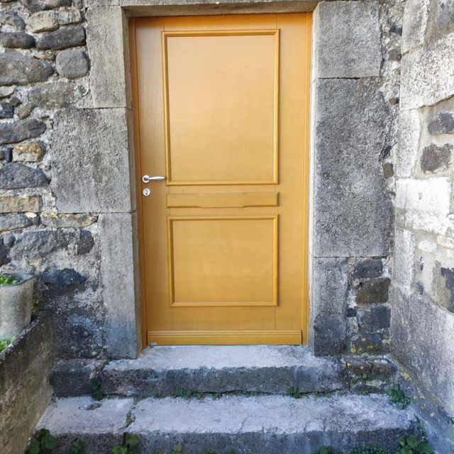 porte en bois neuve